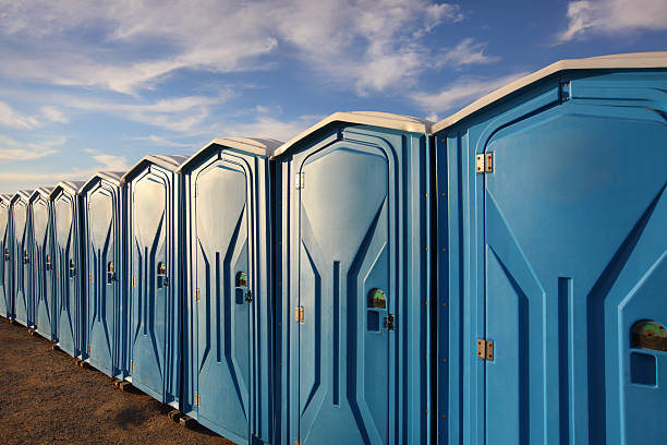 Best VIP or Luxury Restroom Trailers  in Cresson, TX